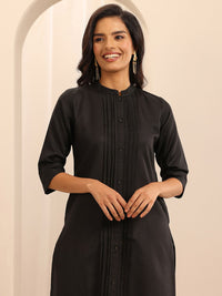 Libas Black Mandarin Collar Straight Kurta with Trousers & With Dupatta