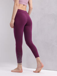 HRX by Hrithik Roshan Women Printed Detail Cropped Yoga Tights