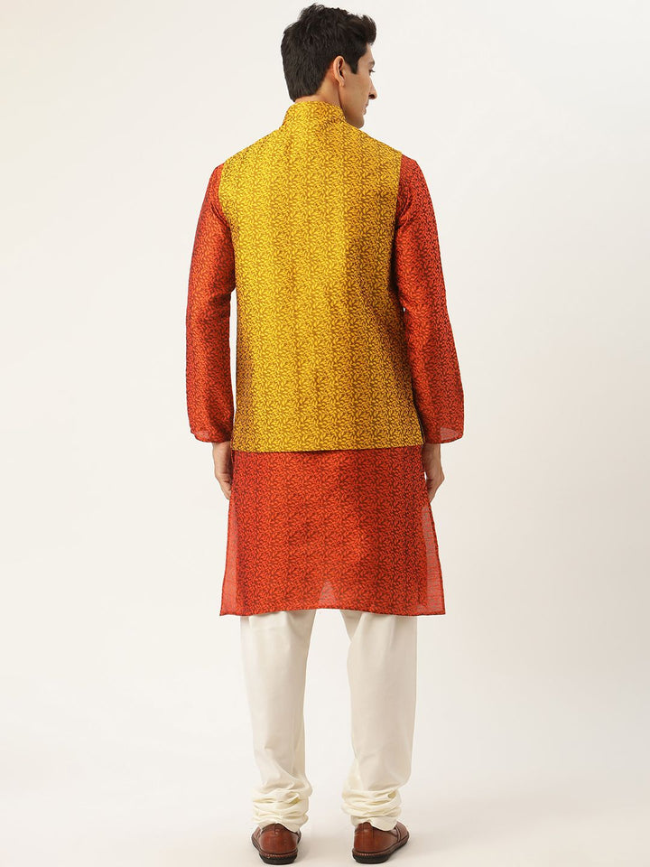 SOJANYA Kurta Motif Etnik Kuning Oren & Mustard Lelaki dengan Jaket Churidar & Nehru