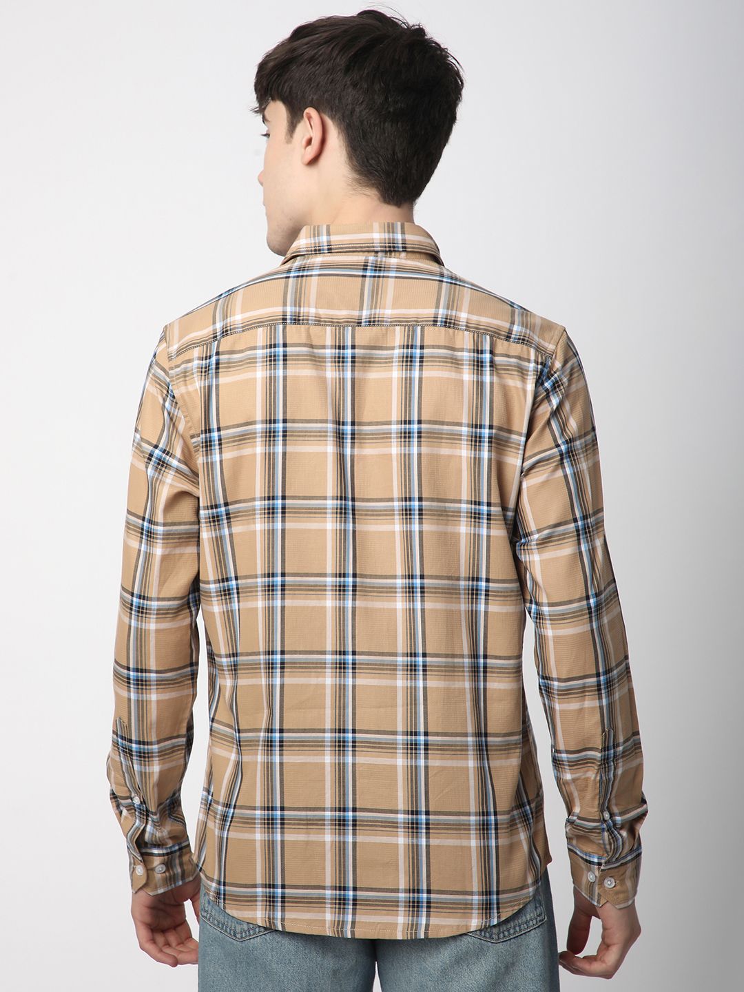 VASTRADO Men Classic Slim Fit Opaque Checked Casual Shirt