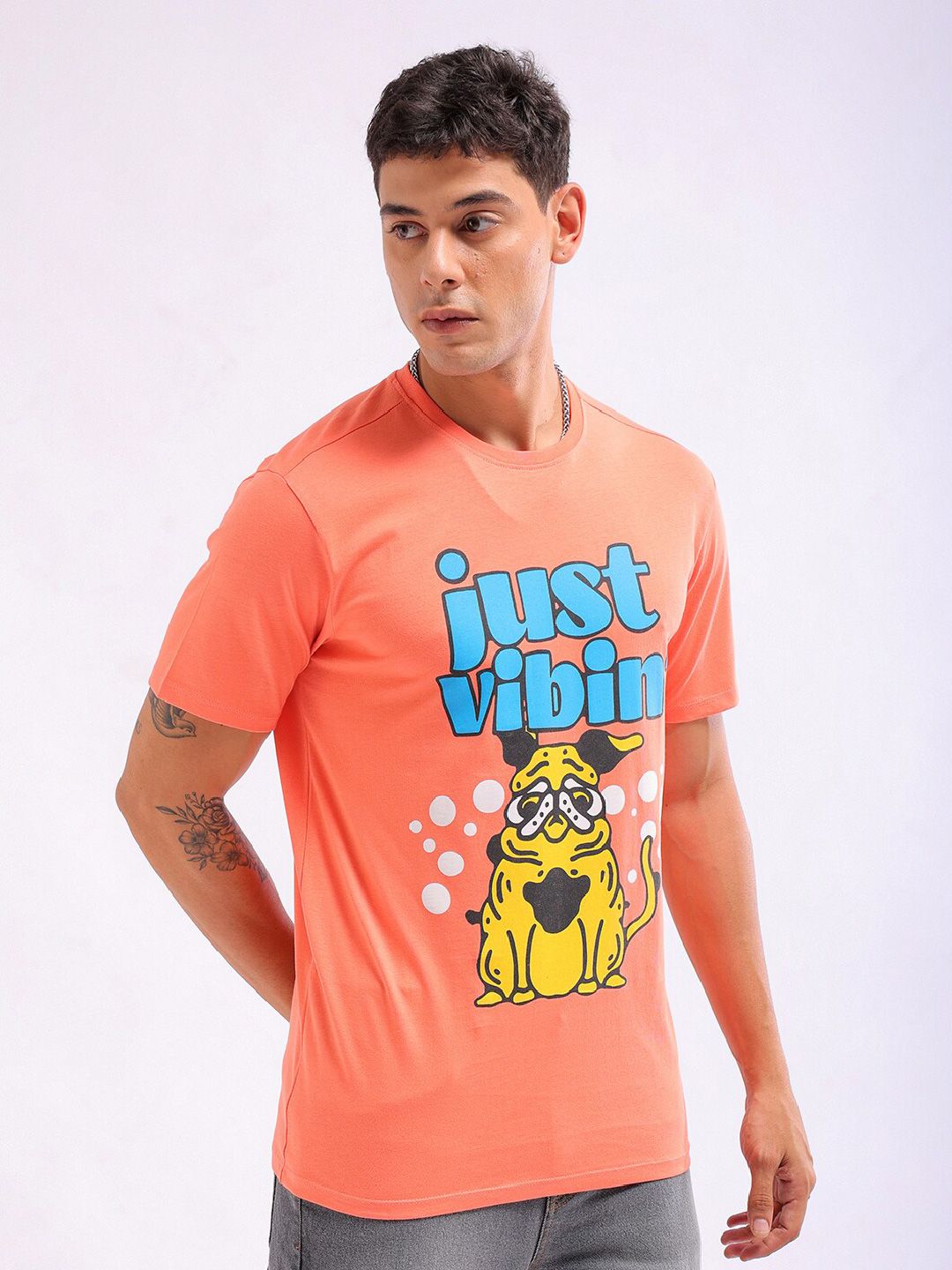 The Indian Garage Co Men Typography Printed Round Neck Slim Fit T-shirt