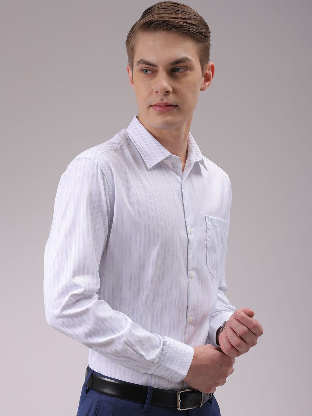 The Indian Garage Co. X Luxe Men Cutaway Collar Vertical Striped Slim Fit Formal Shirt