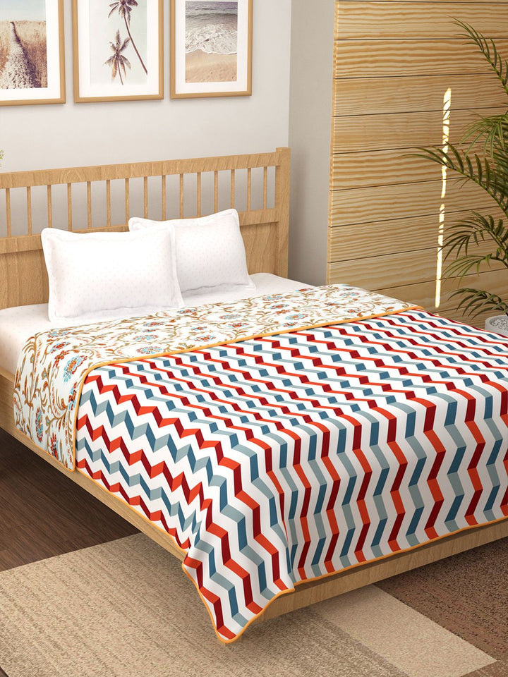 Story@home White & Red Geometric Cotton AC Room 150 GSM Reversible Double Bed Dohar