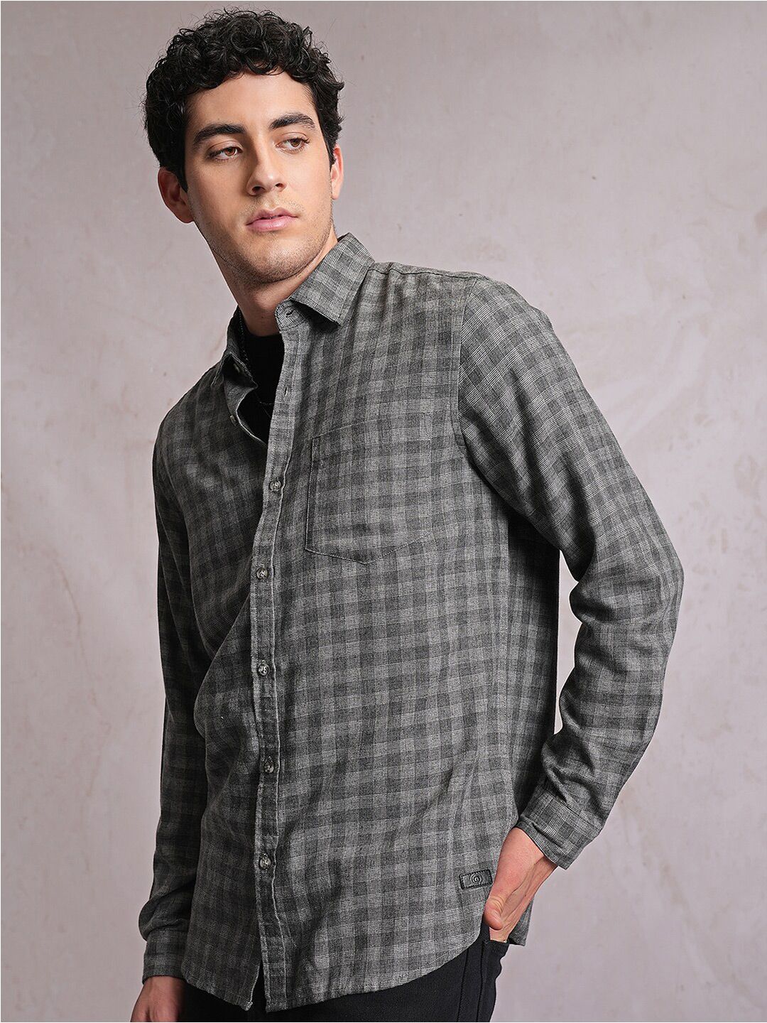 Locomotive Men Grey Linen Blend Textured Checked Regular Shirt