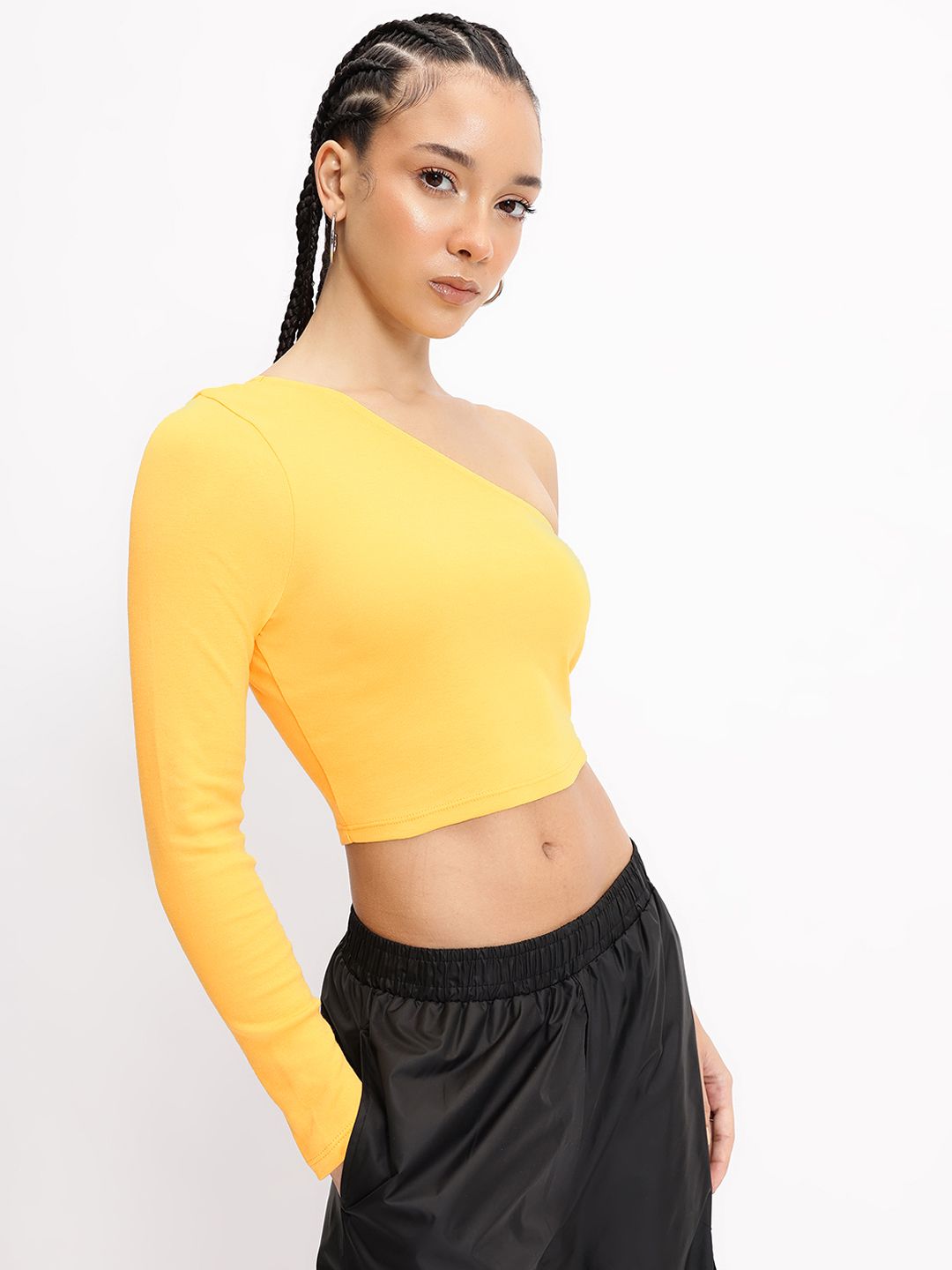 DressBerry Cropped & Curvy One-Shoulder Top