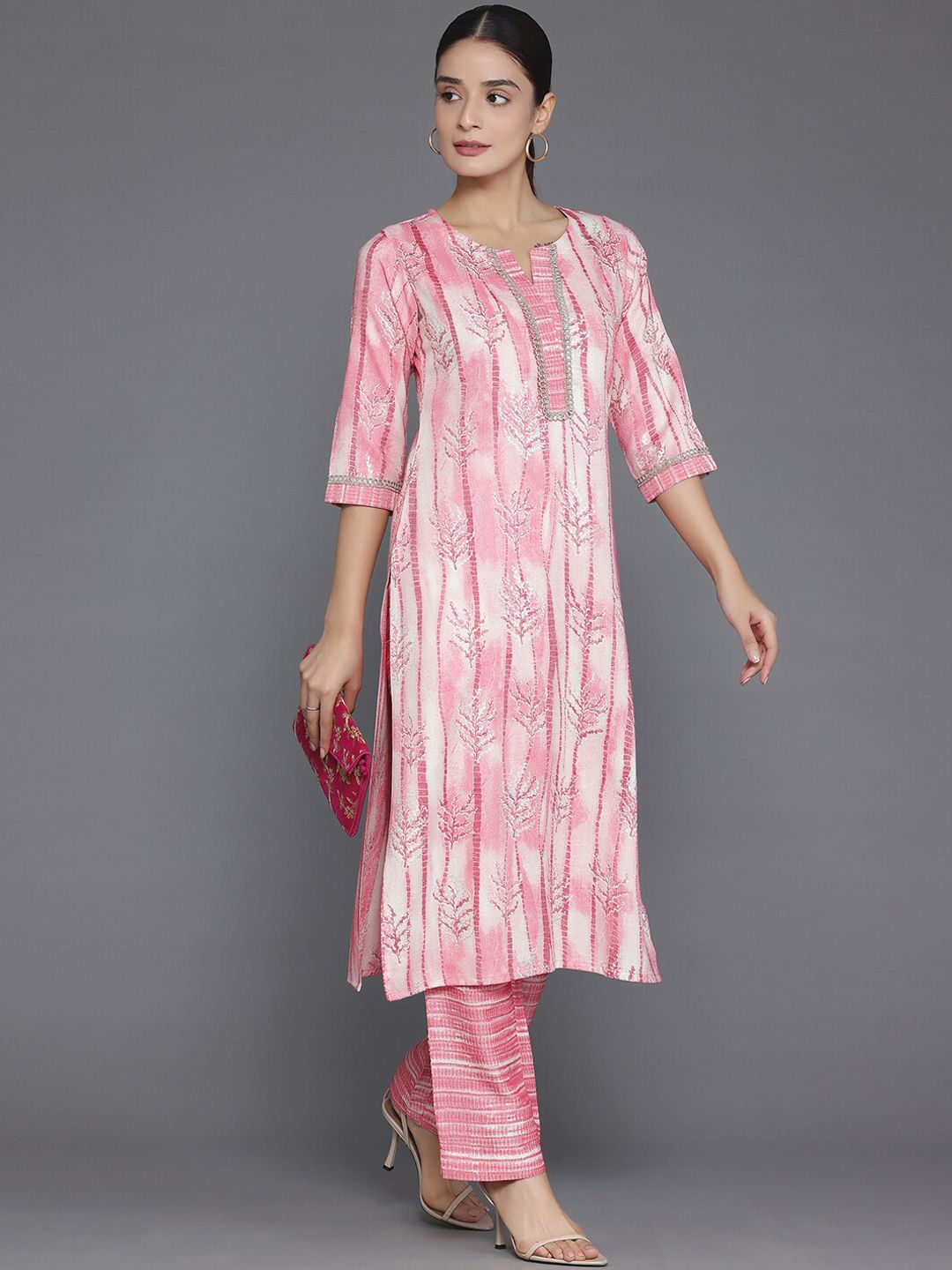 Libas Printed Regular Kurta with Trouser