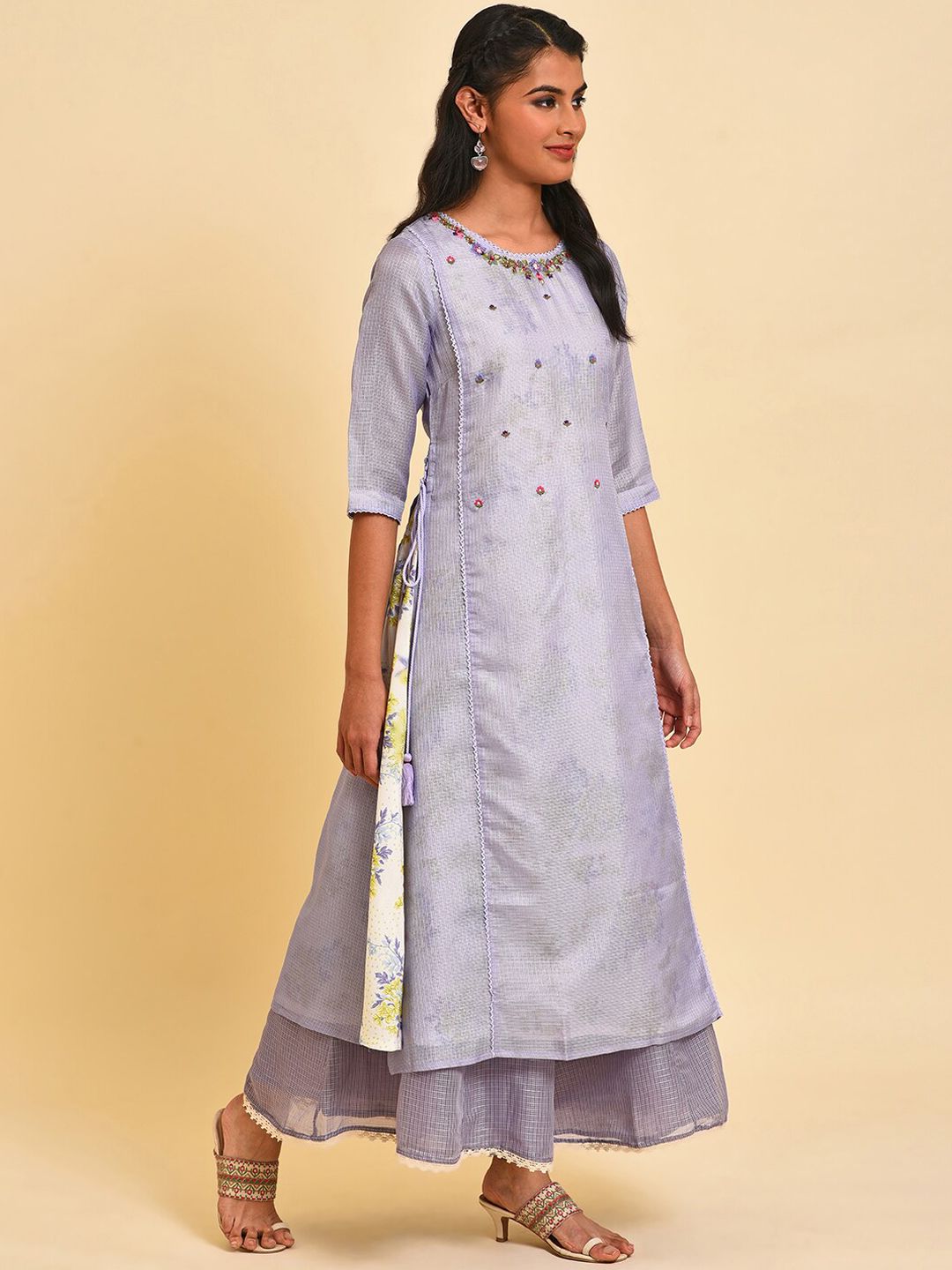 W Floral Embroidered Thread Work Anarkali Kurta