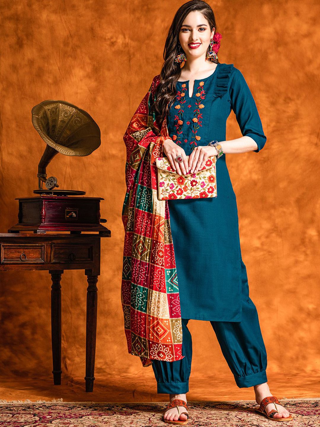 KALINI Floral Embroidered Regular Pure Cotton Kurta With Patiala & Dupatta