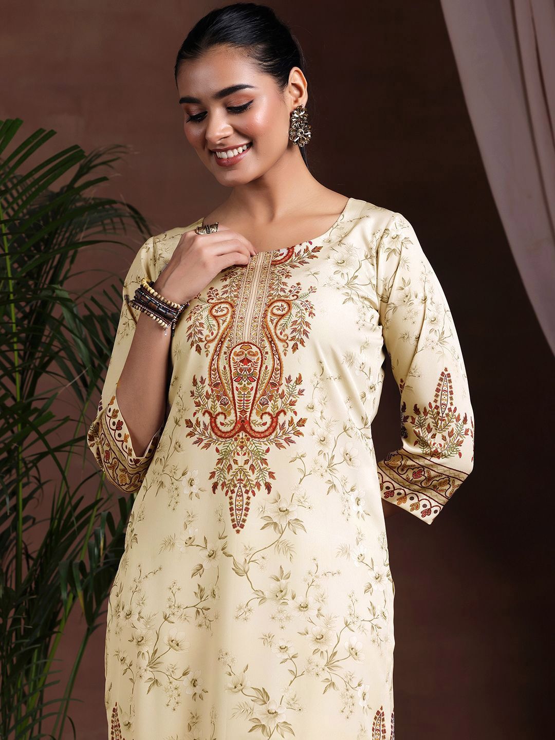 Libas Floral Printed Round Neck Straight Kurta With Trousers & Dupatta