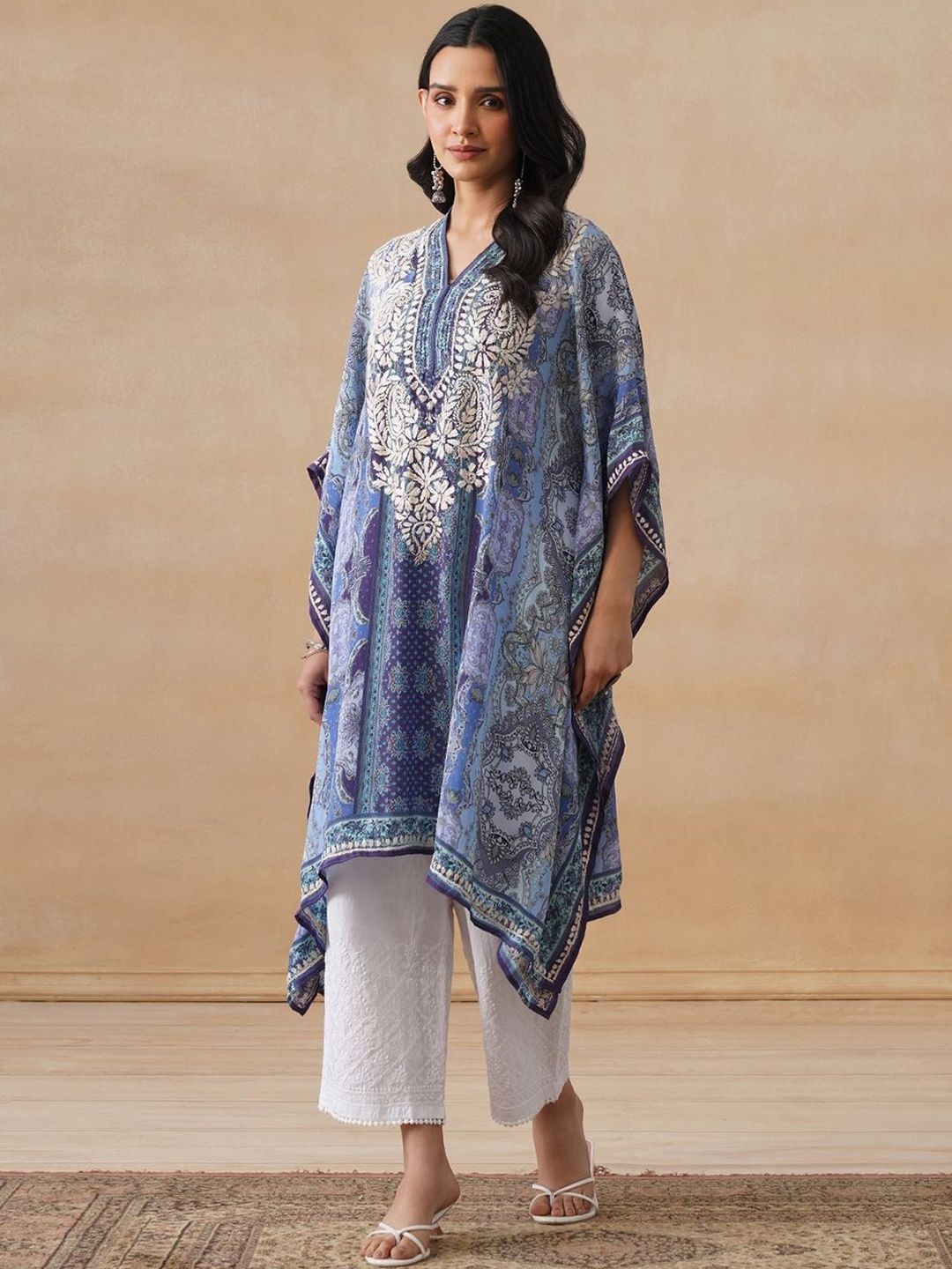House of Chikankari Women Green Printed Crepe Kaftan Kurta