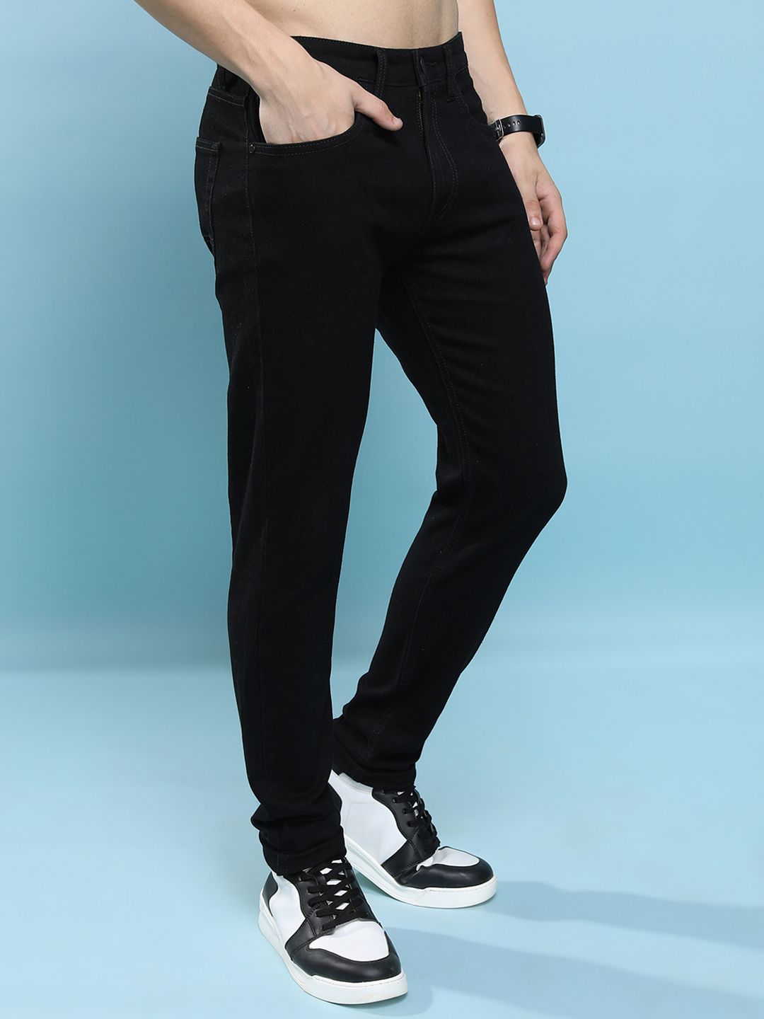 HIGHLANDER Men Tapered Fit Clean Look Stretchable Jeans