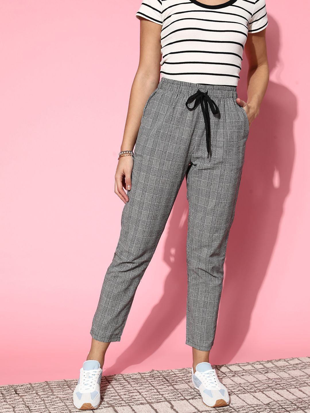 Berrylush Women  Grey Checked Utility Trousers