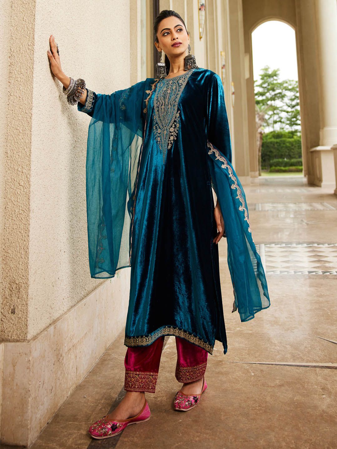 Indo Era Women Ethnic Motifs Embroidered Regular Sequinned Velvet Kurta with Trousers & With Dupatta