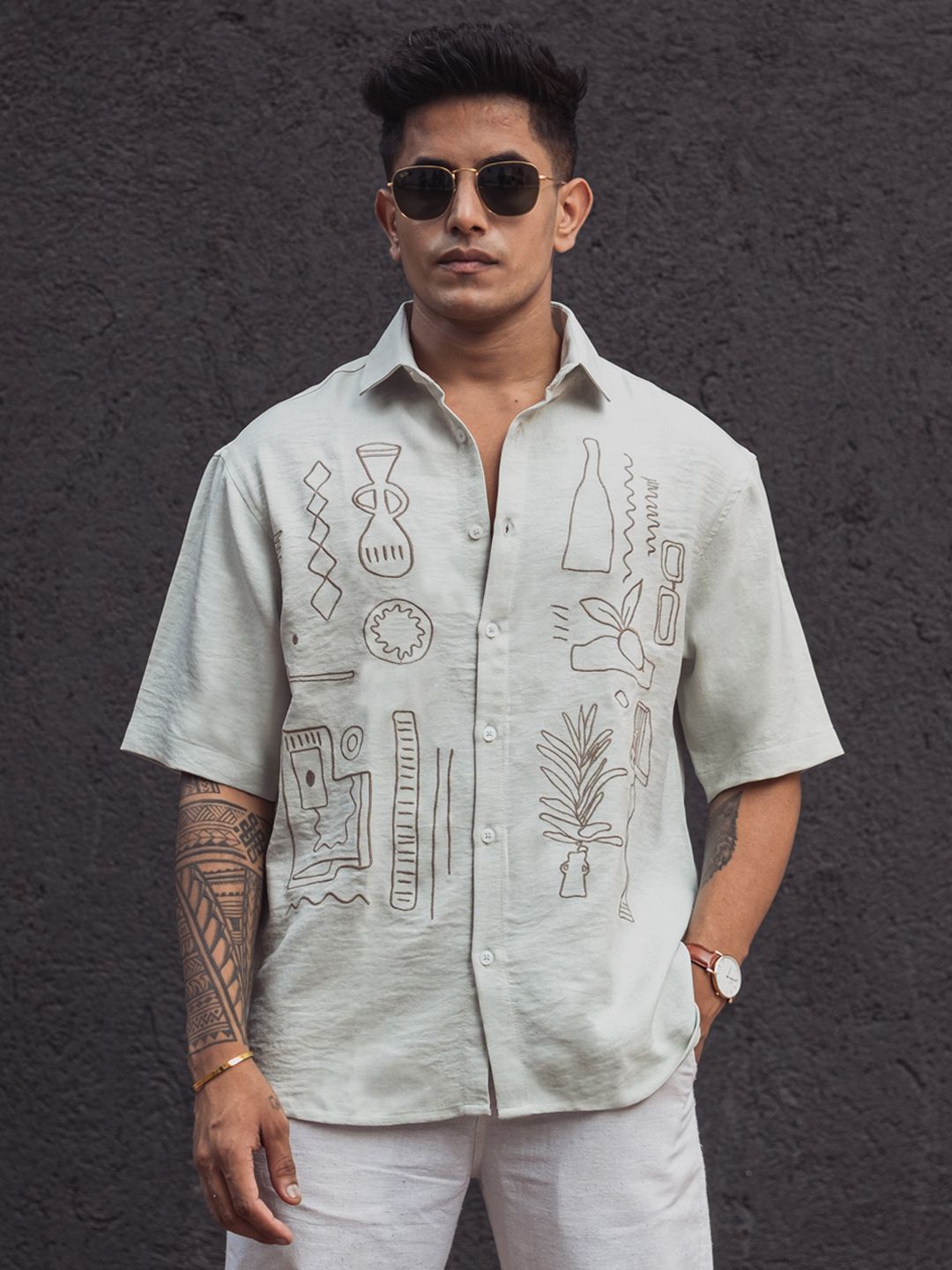 Powerlook Men Abstract Printed Spread Collar India Slim Casual Shirt