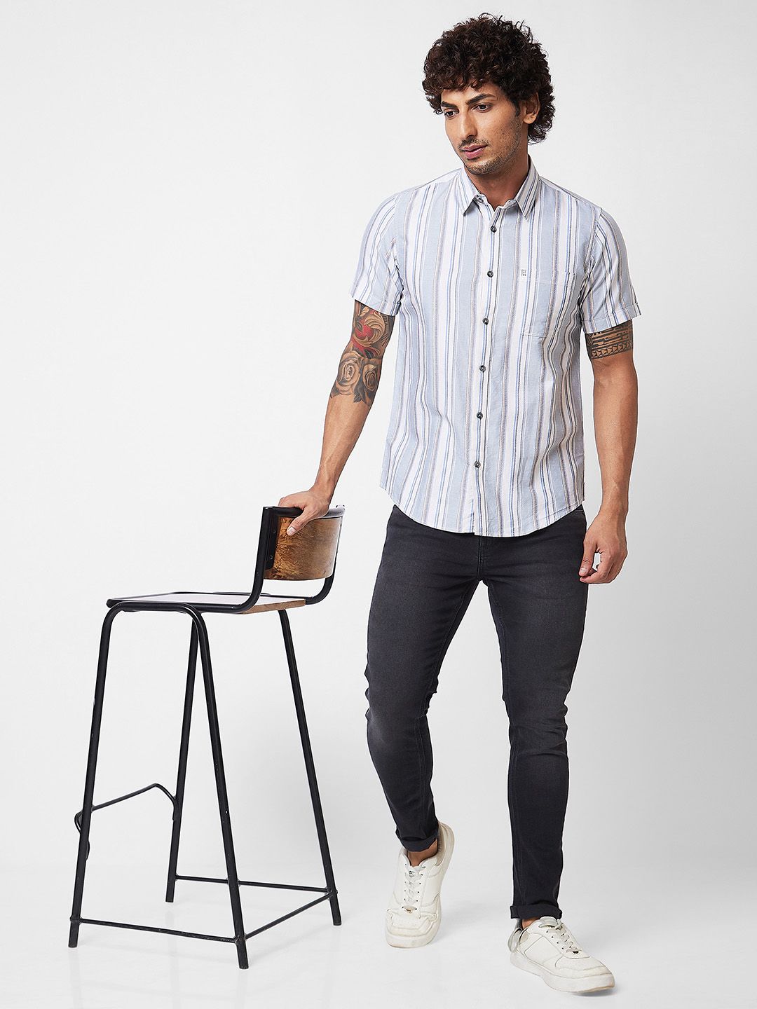 SPYKAR Vertical Striped Spread Collar Short Sleeves Cotton Casual Shirt