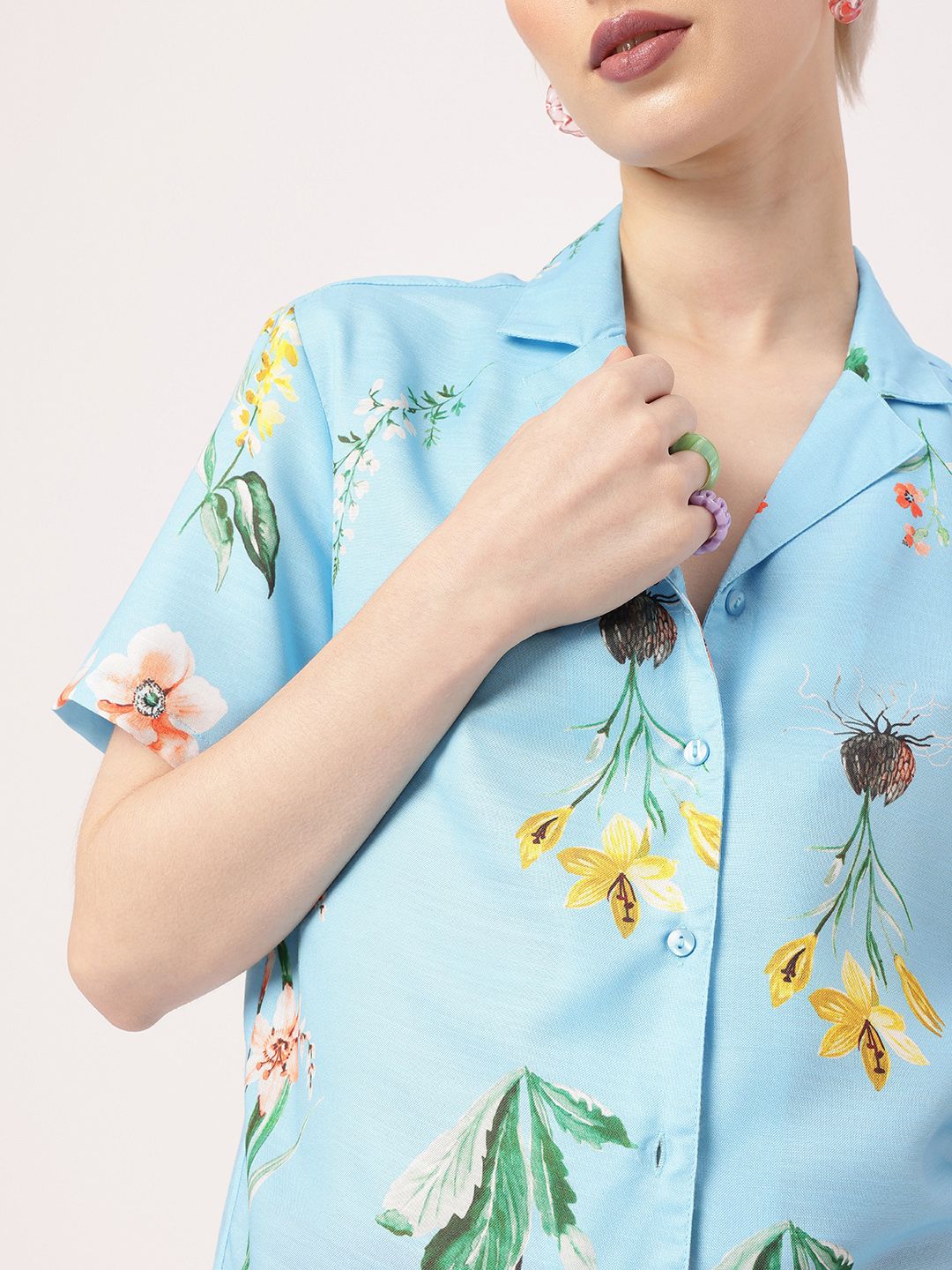 DressBerry Vacation Ready In Floral Elegance Printed Shirt