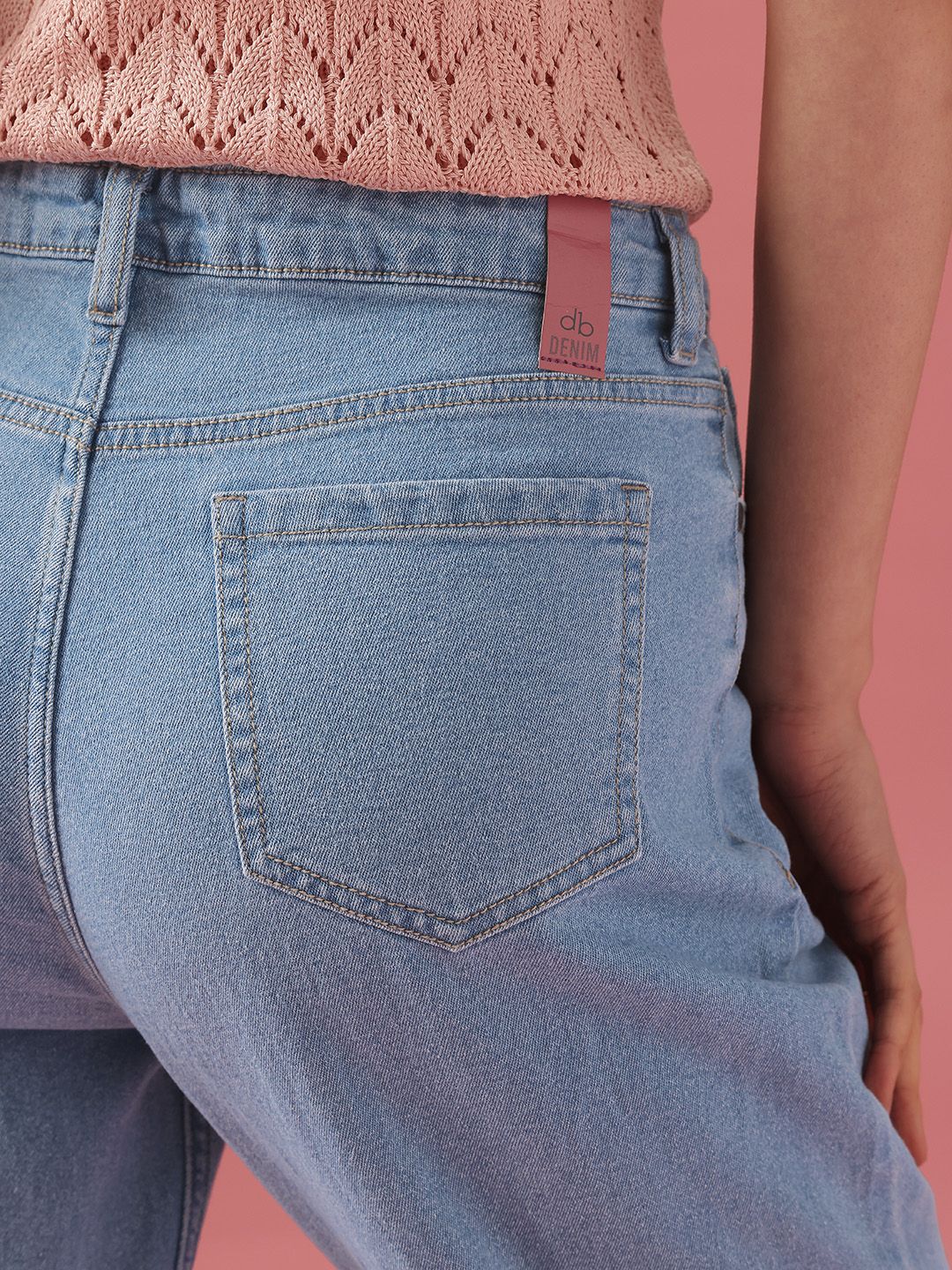 DressBerry Women High-Rise Light Fade Stretchable Jeans