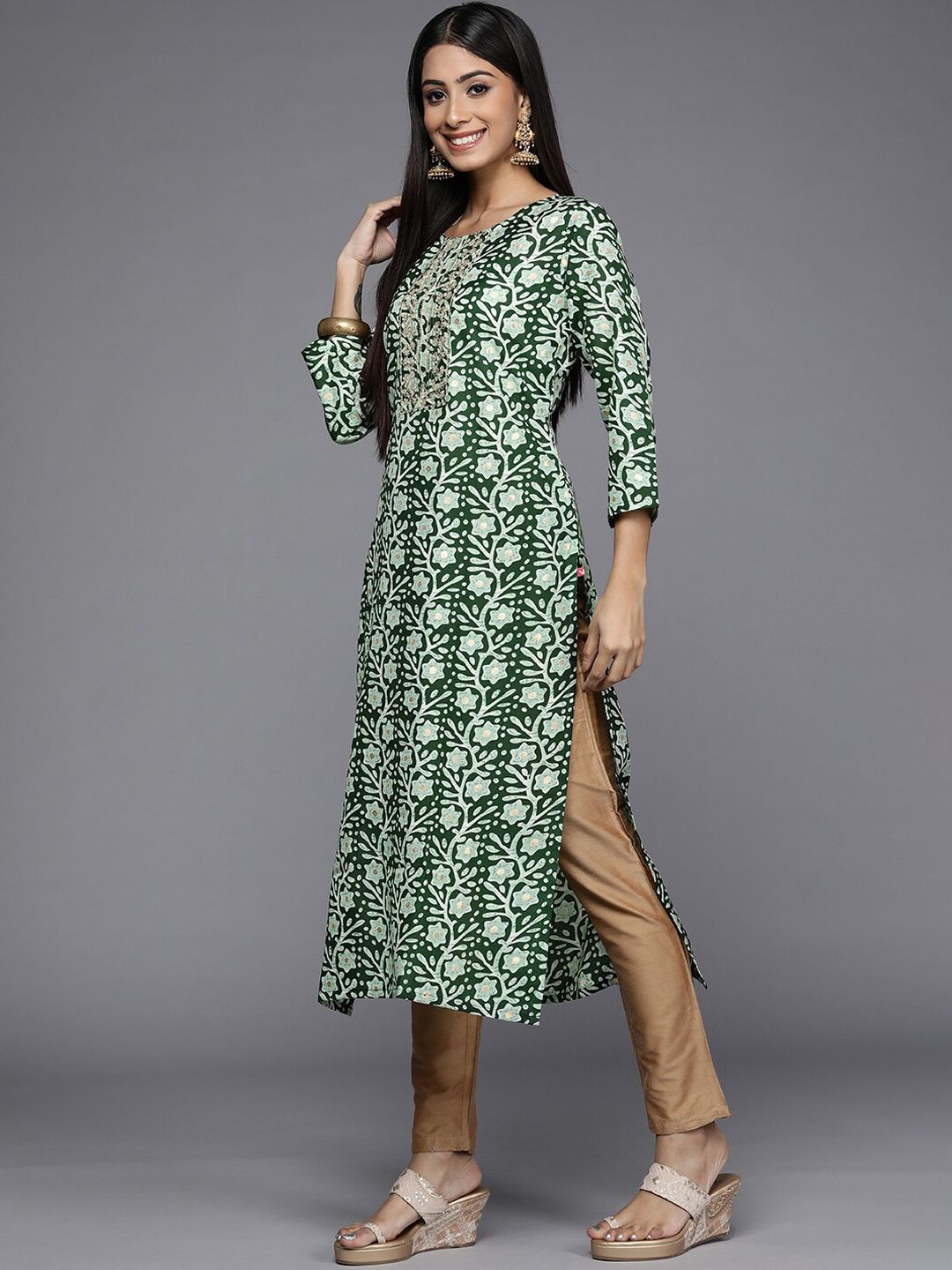 Varanga Embroidered Thread Work Kurta