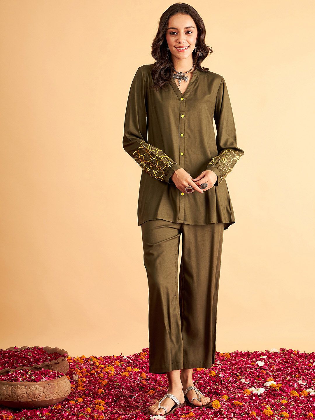 Shae by SASSAFRAS Embroidered Shirt-Collar Shirt With Trouser