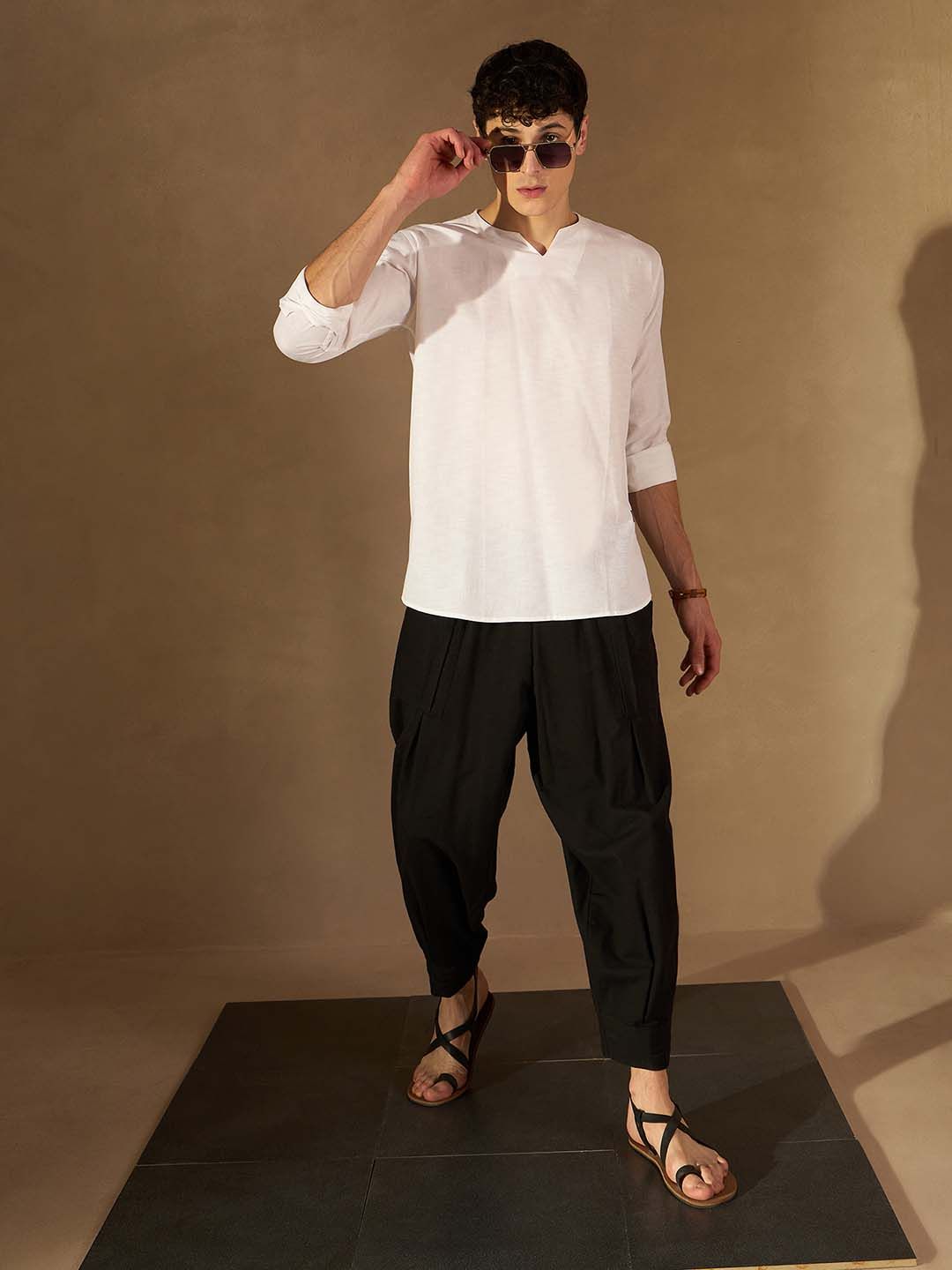 DENNISON Men White Solid Kurta