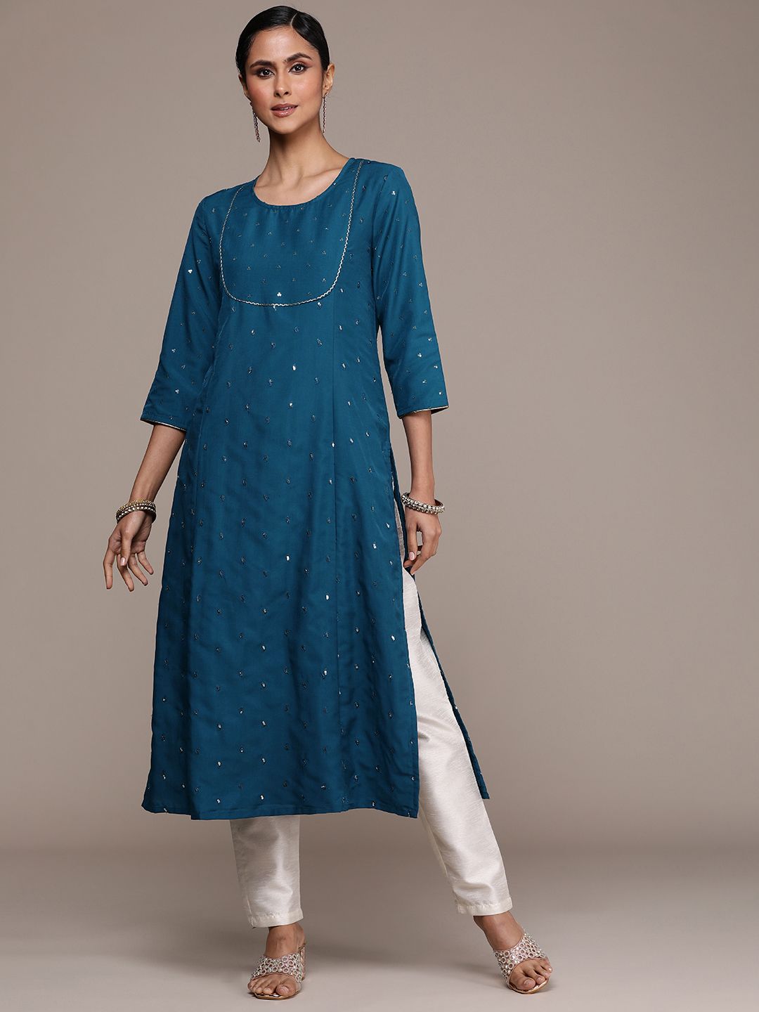 House of Pataudi Embellished Sequined Straight Jashn Kurta