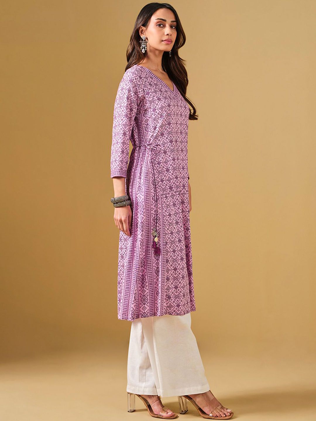 Global Desi Ethnic Motifs Printed V-Neck A-Line Kurta