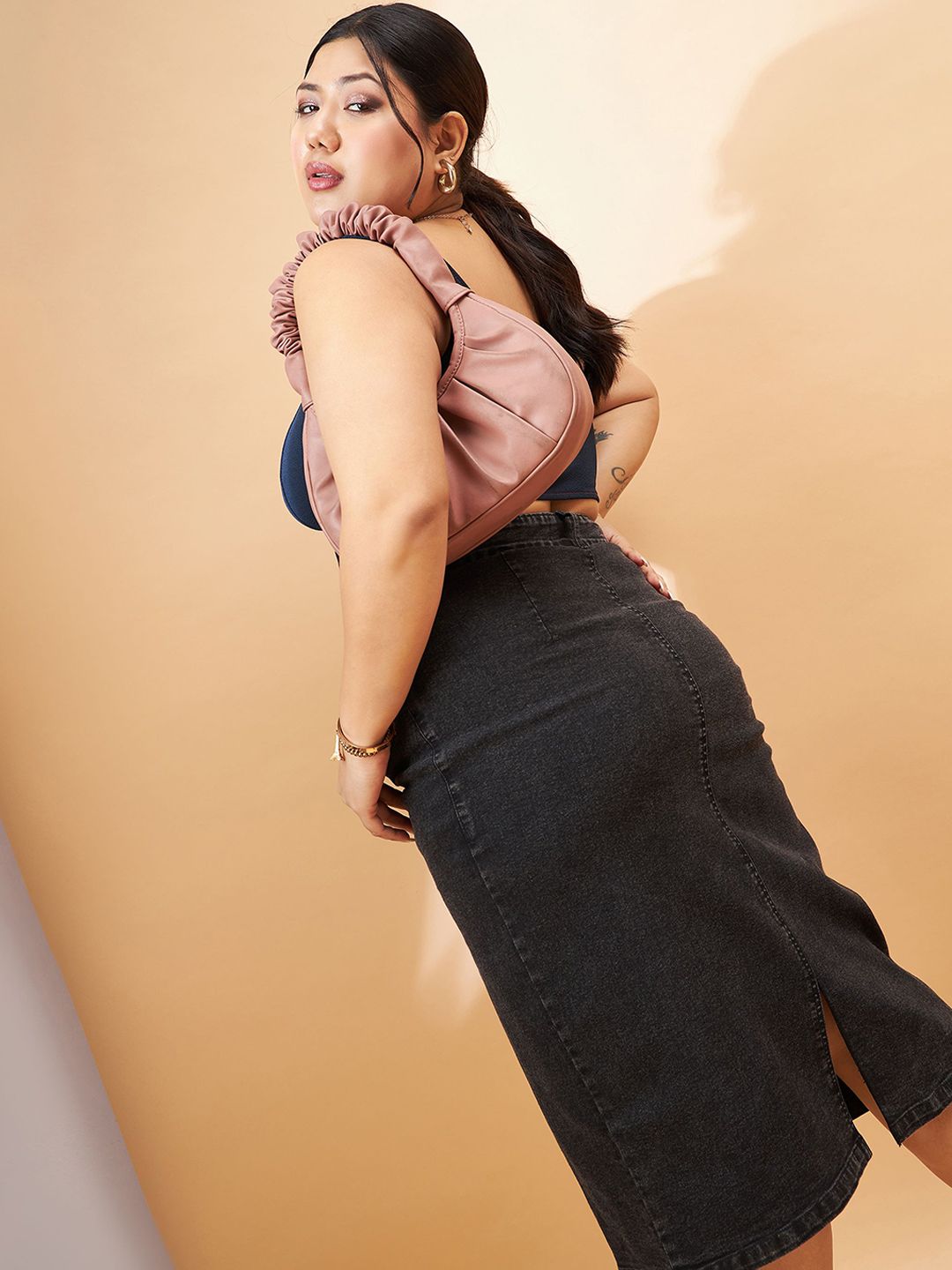 SASSAFRAS Curve Plus Size Midi A-Line Skirt