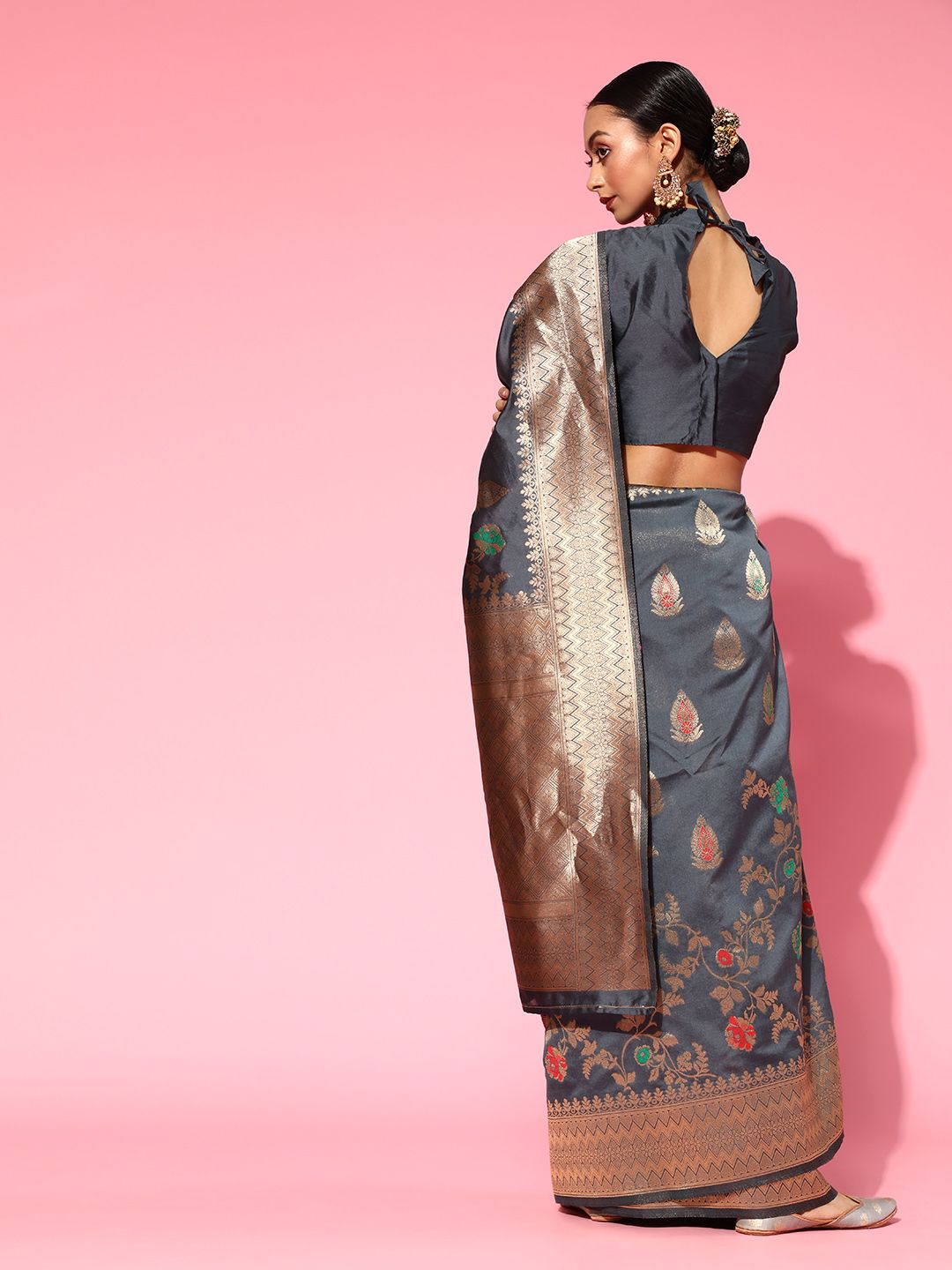 Saree mall Floral Silk Blend Saree with Woven Design border