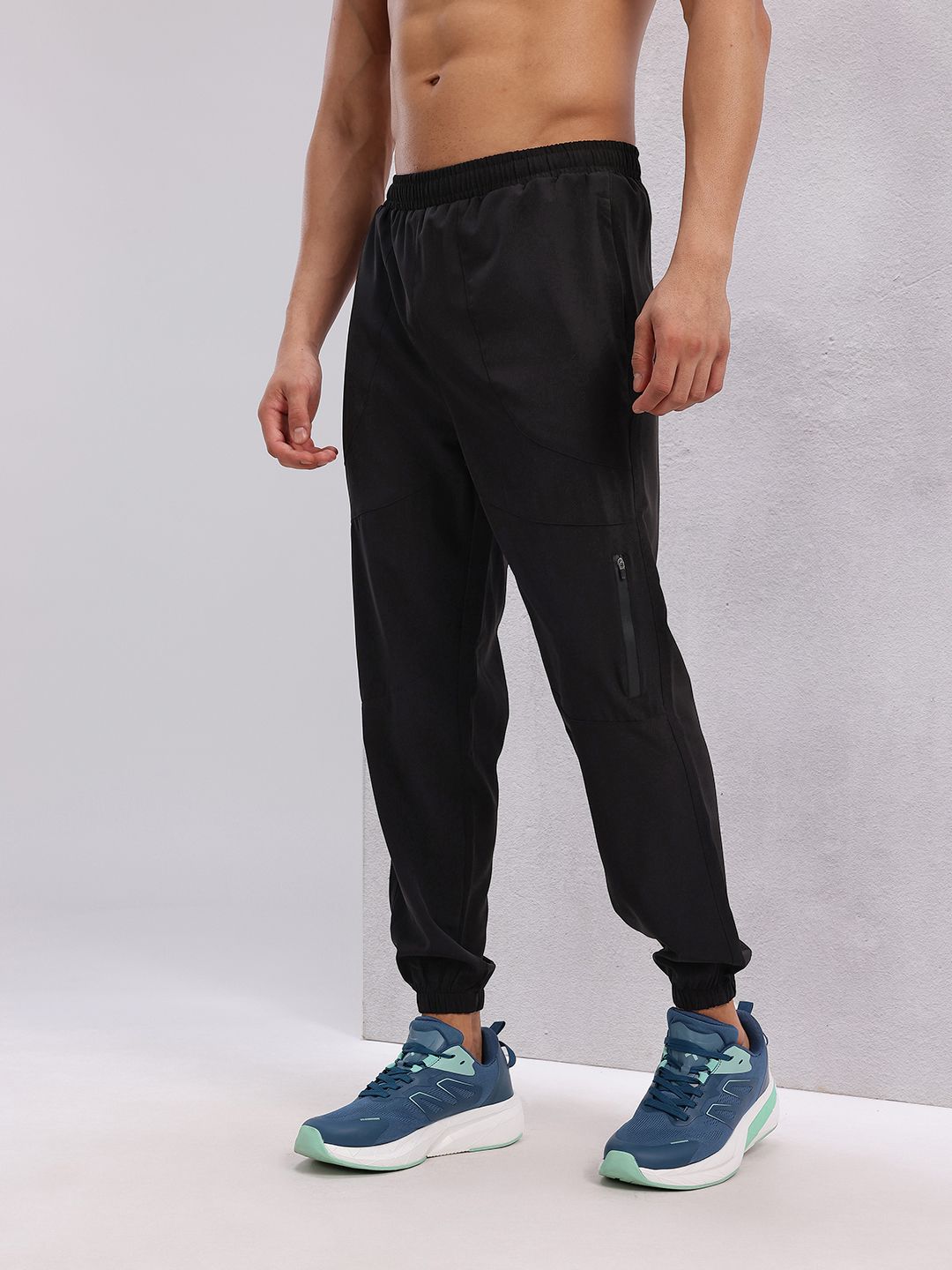HRX by Hrithik Roshan Men Zip Detail Training Joggers