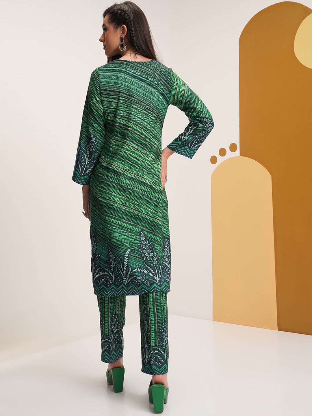 Vishudh Winter Regular Straight Kurta With Elasticated Trousers