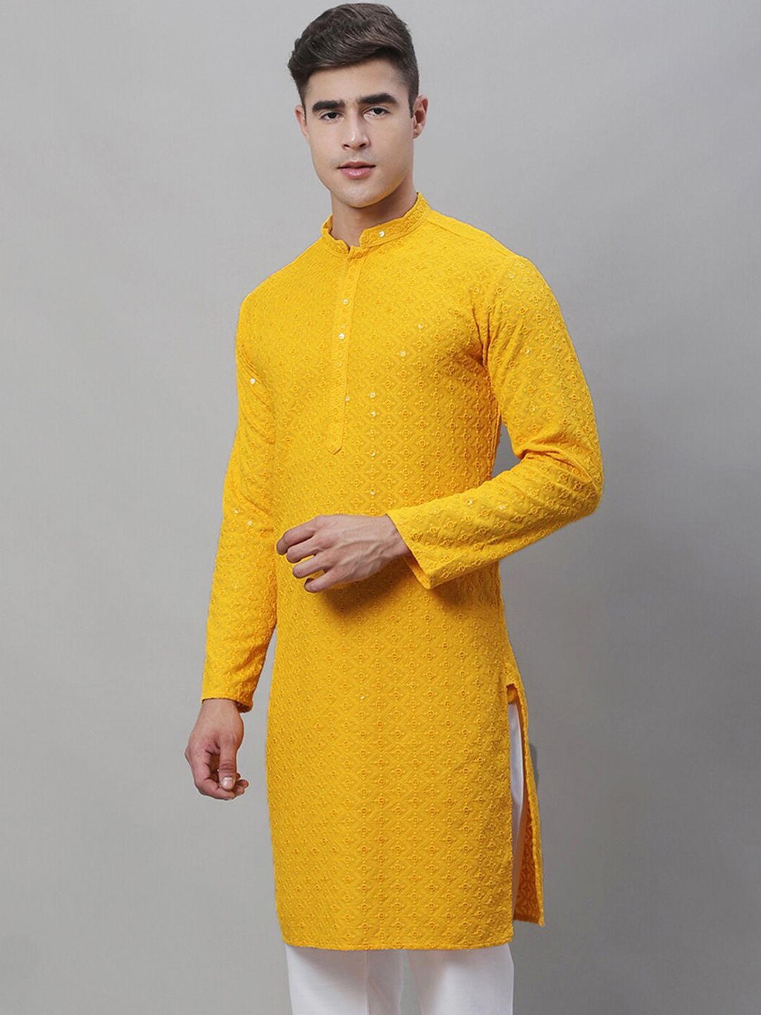 SOJANYA Men Embroidered Sequined Mandarin Collar Pure Cotton Kurta