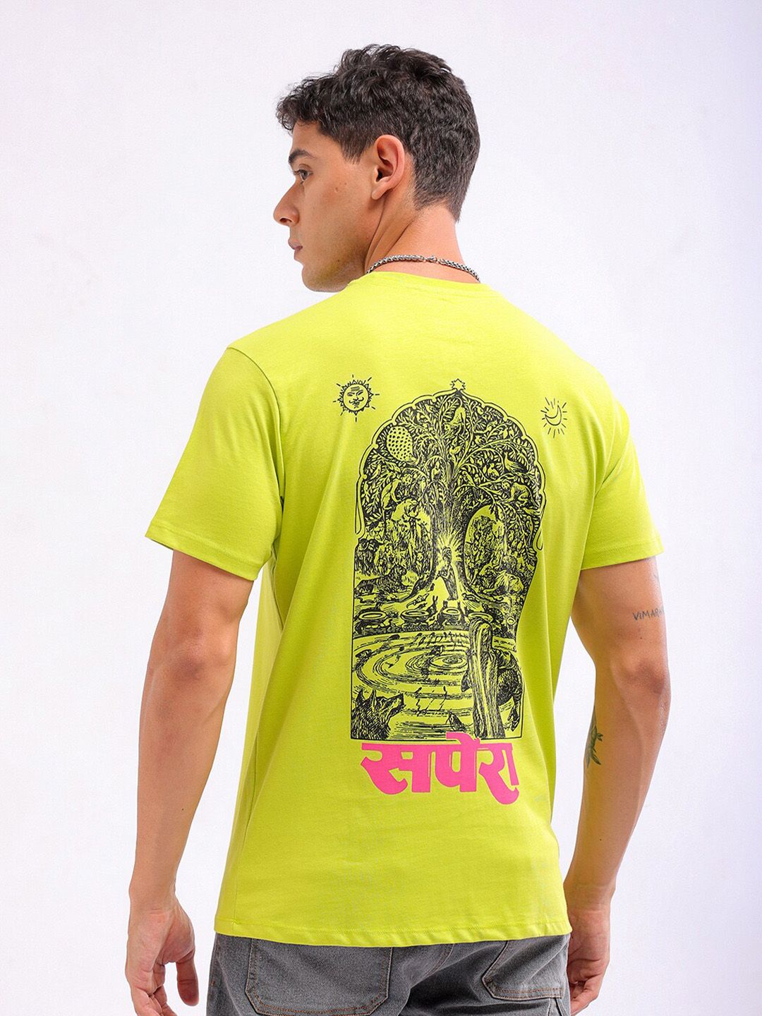 The Indian Garage Co Men Graphic Printed Pure Cotton Slim Fit T-shirt