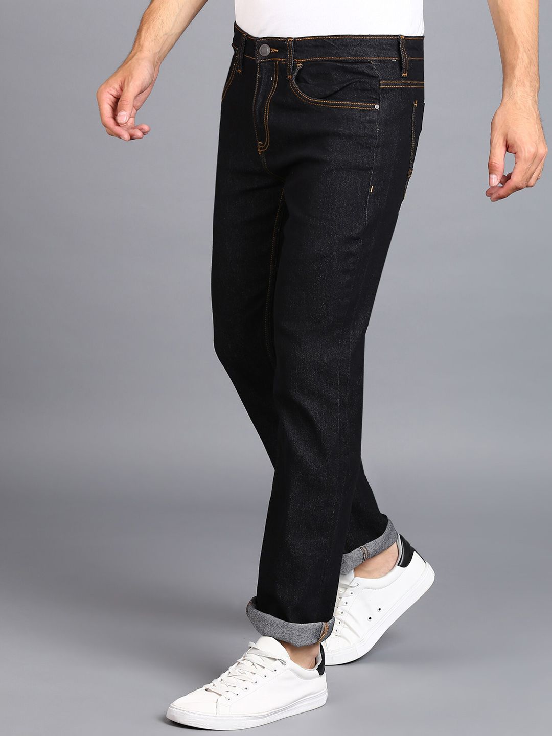 Urbano Fashion Men Clean Look Mid-Rise Stretchable Jeans