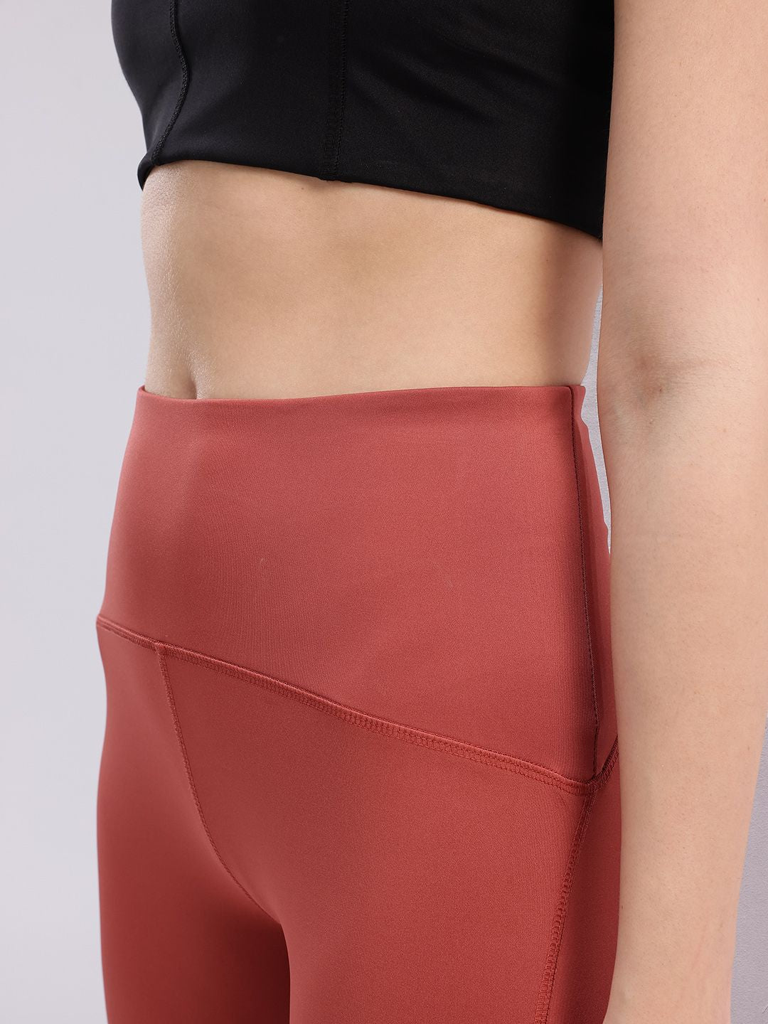 HRX by Hrithik Roshan Women Mid-Rise Rapid-Dry Yoga Shorts