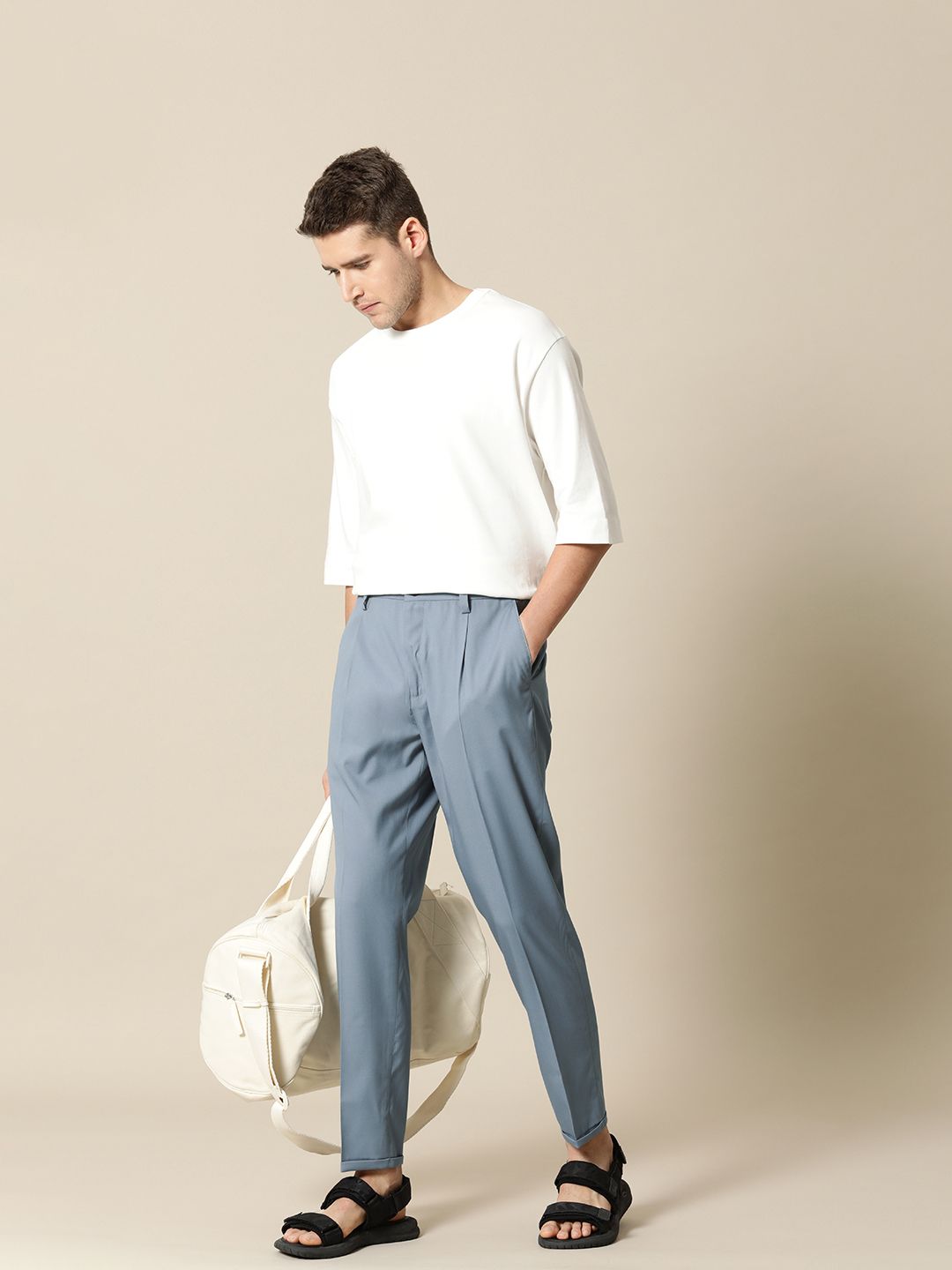 Mr Bowerbird Men Solid Mid-Rise Vintage Pleated Trousers