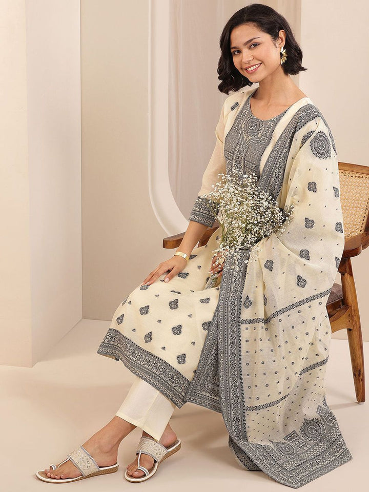 Libas Women Regular Chanderi Silk Kurta with Trousers & With Dupatta