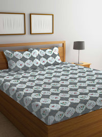 KLOTTHE Grey & White Floral 300 TC Super King Bedsheet with 2 Pillow Covers