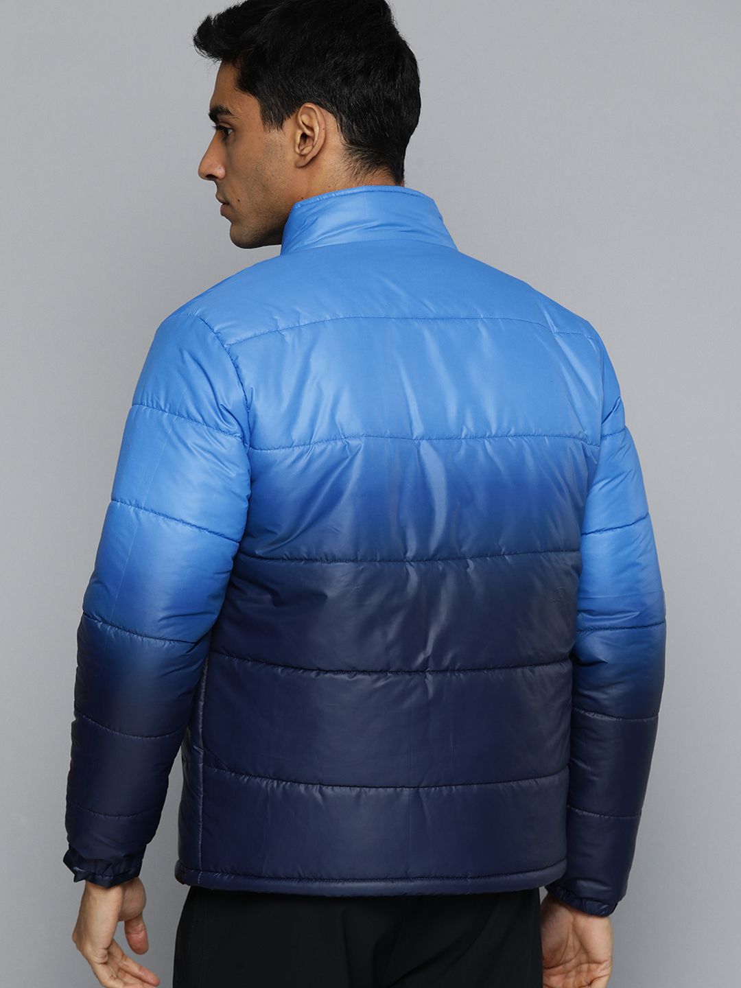 HRX by Hrithik Roshan Rapid-Dry Ombre Outdoor Sporty Jacket