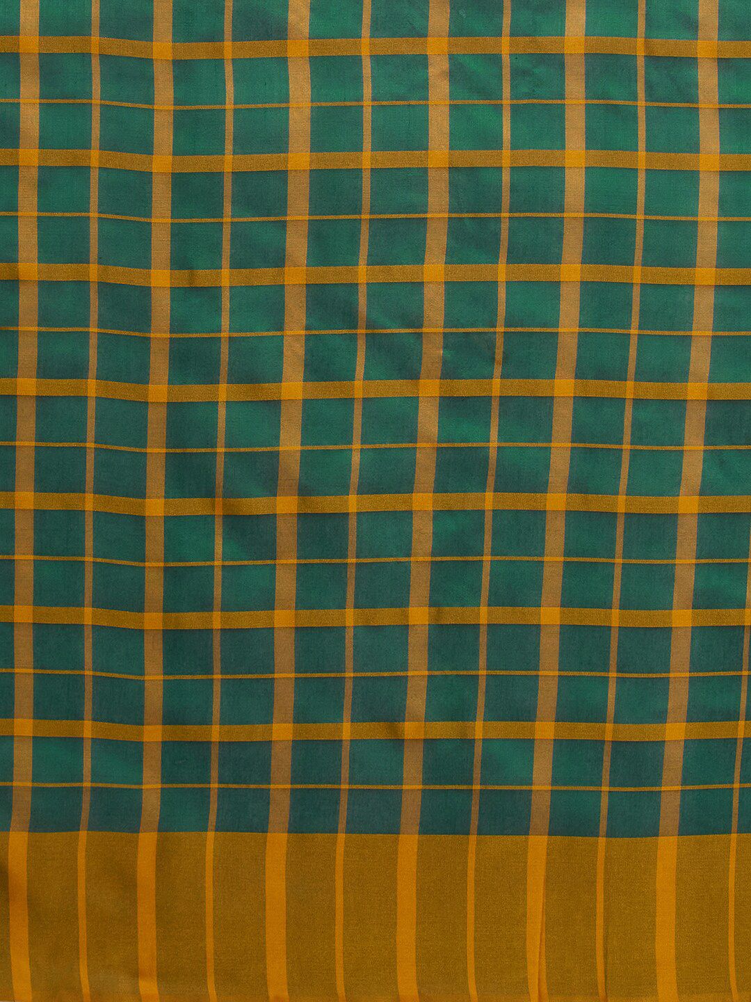 Saree mall Checks Silk Blend Saree