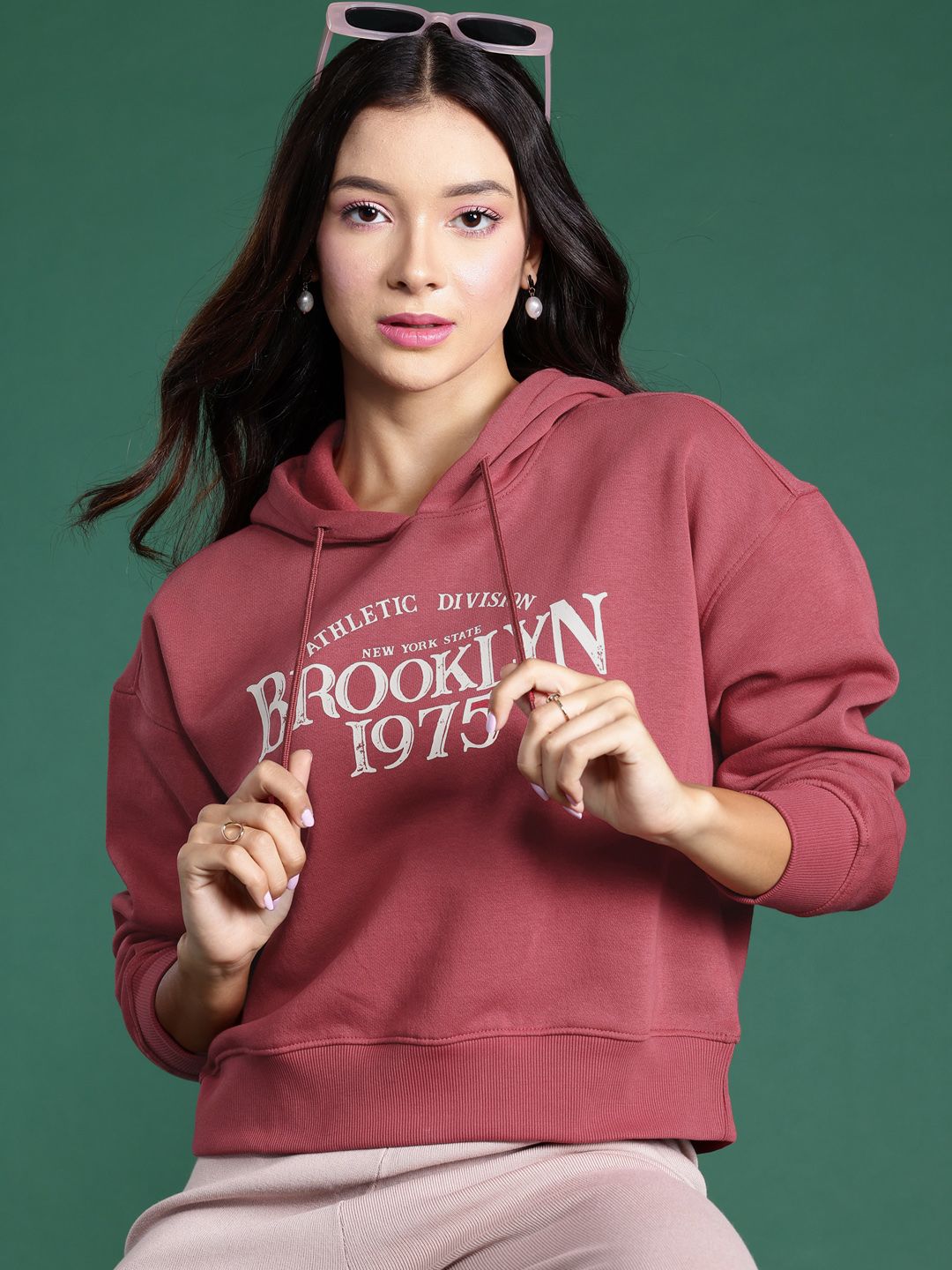DressBerry Drop Shoulder Sleeves Printed Hooded Sweatshirt