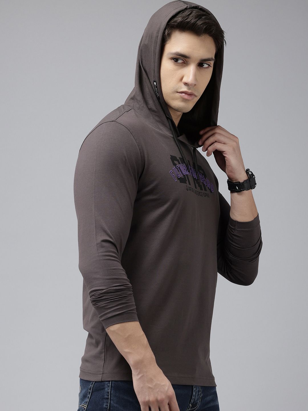 SPYKAR Typography Printed Hooded Slim Fit T-shirt