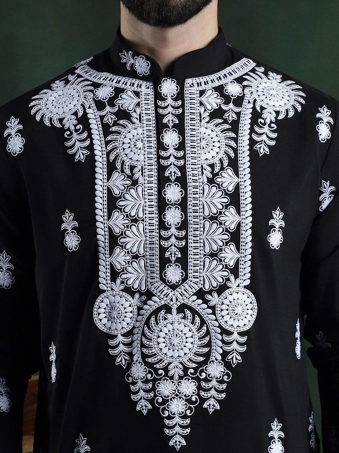 SOJANYA LUXE Ethnic Motifs Printed Mandarin Collar Thread Work Pure Cotton Straight Kurta