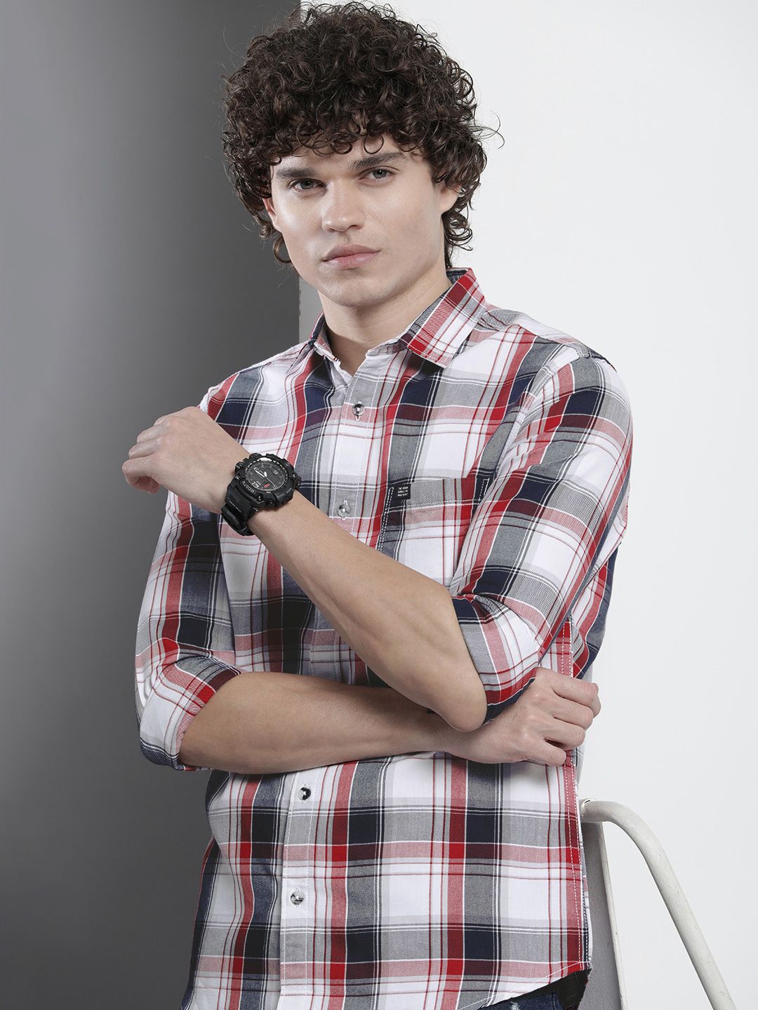 The Indian Garage Co Men Checked Casual Shirt