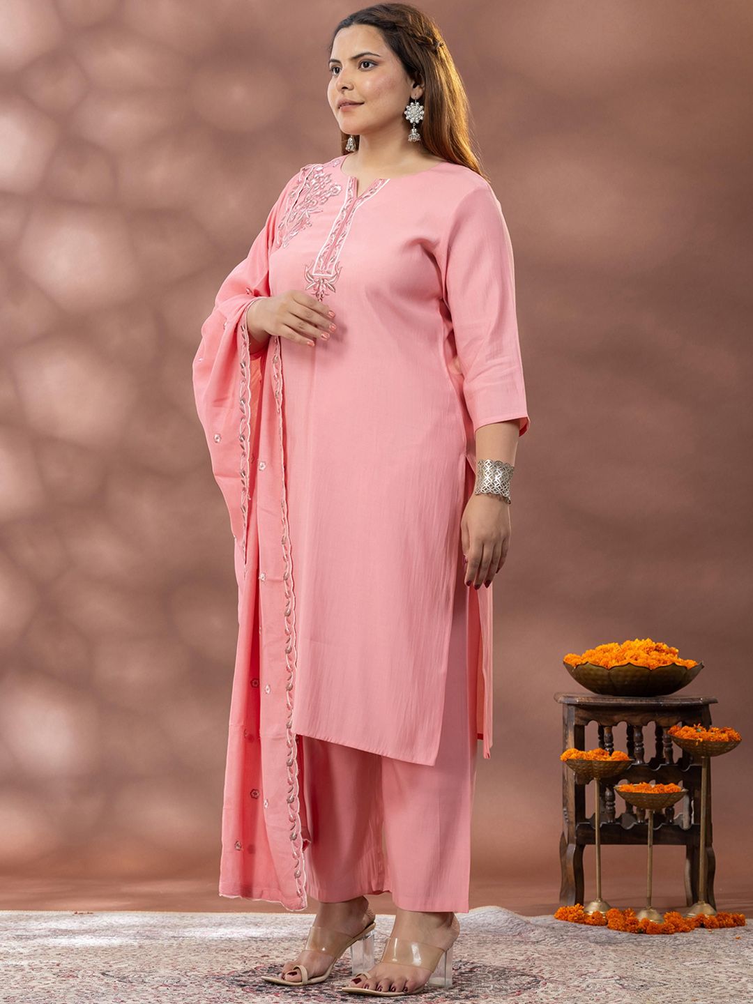 Kurta Sulam Bunga Mamicha Dengan Palazzos & Dupatta