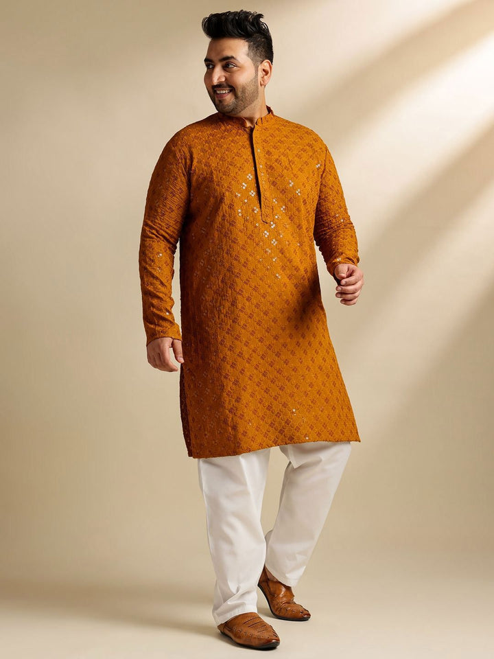 SOJANYA PLUS Men Plus Size Embellished Festive Cotton Straight Kurta