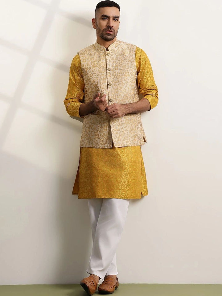 Jaket Nehru Brocade Rekaan Tenunan Anouk