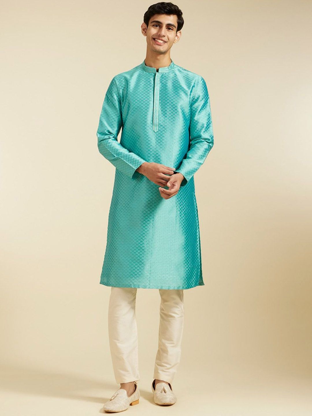 Diwas by Manyavar Embroidered Mandarin Collar Thread Work Straight Kurta
