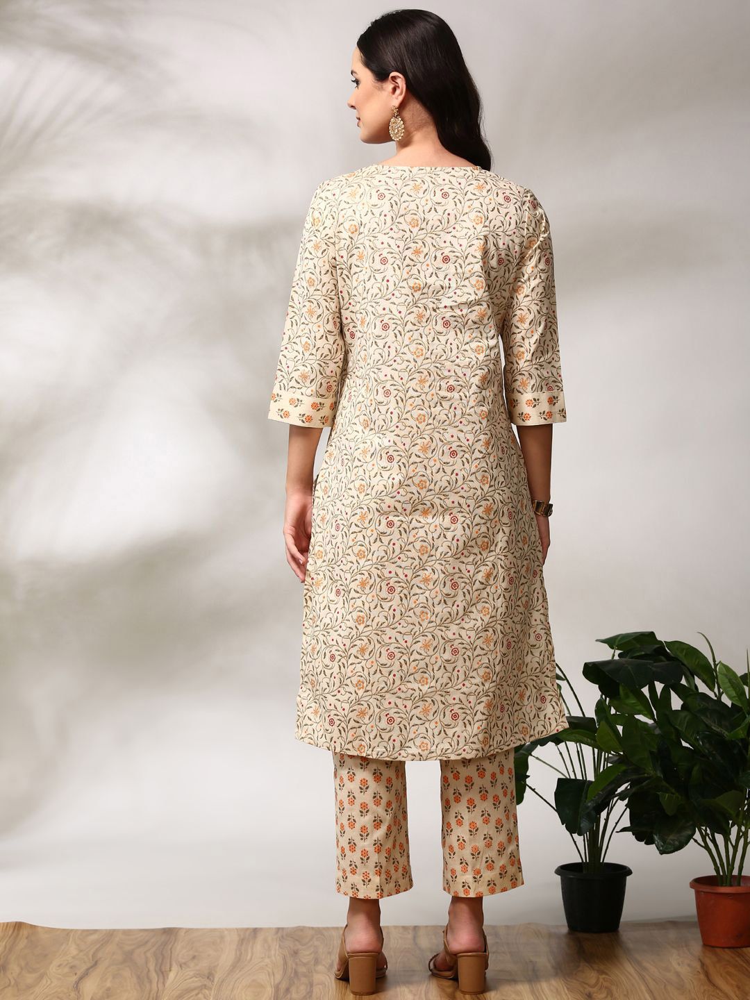 Anouk Floral Printed Regular Pure Cotton Straight Kurta with Trousers