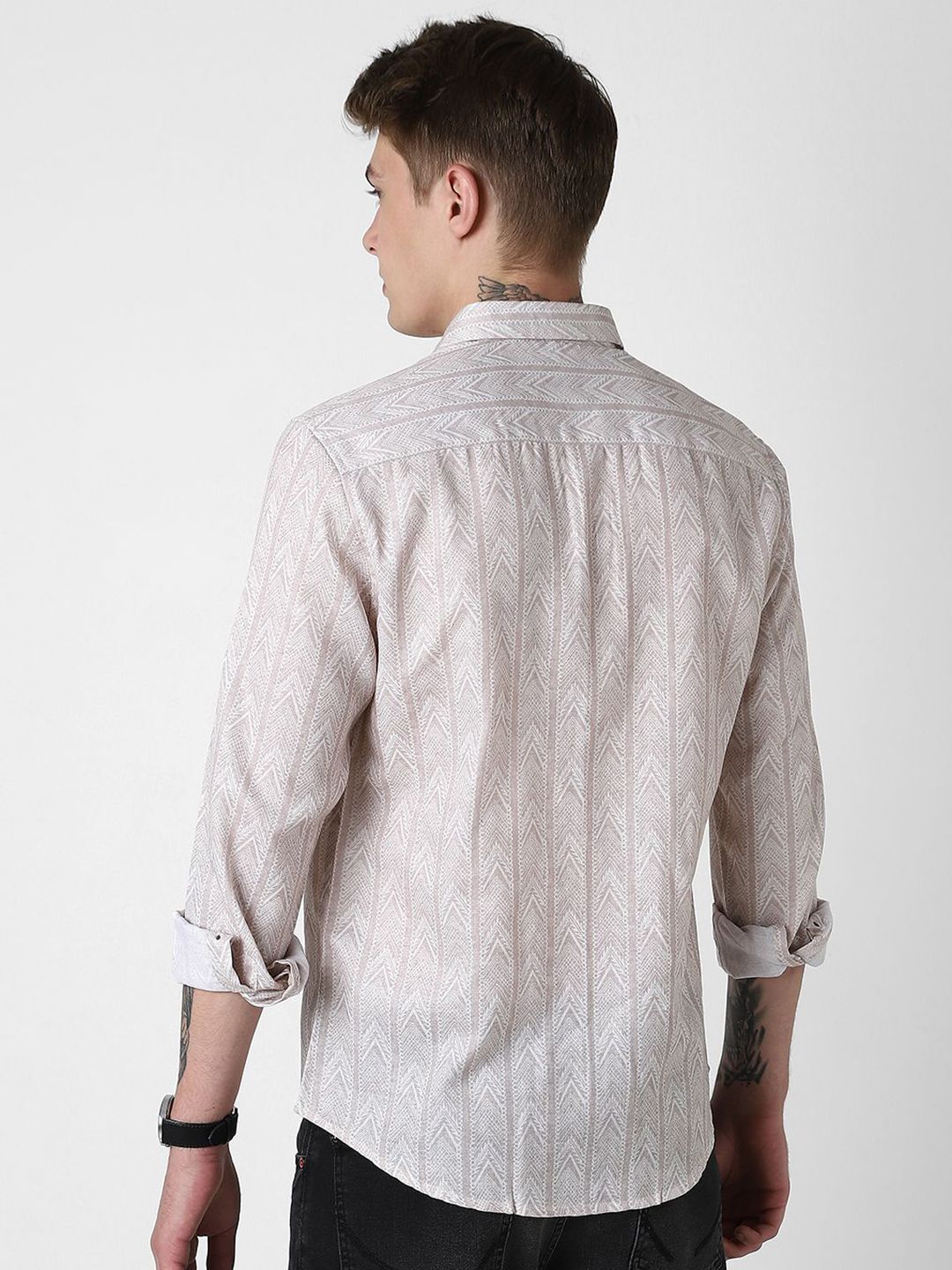 VASTRADO Men Classic Slim Fit Opaque Printed Casual Shirt