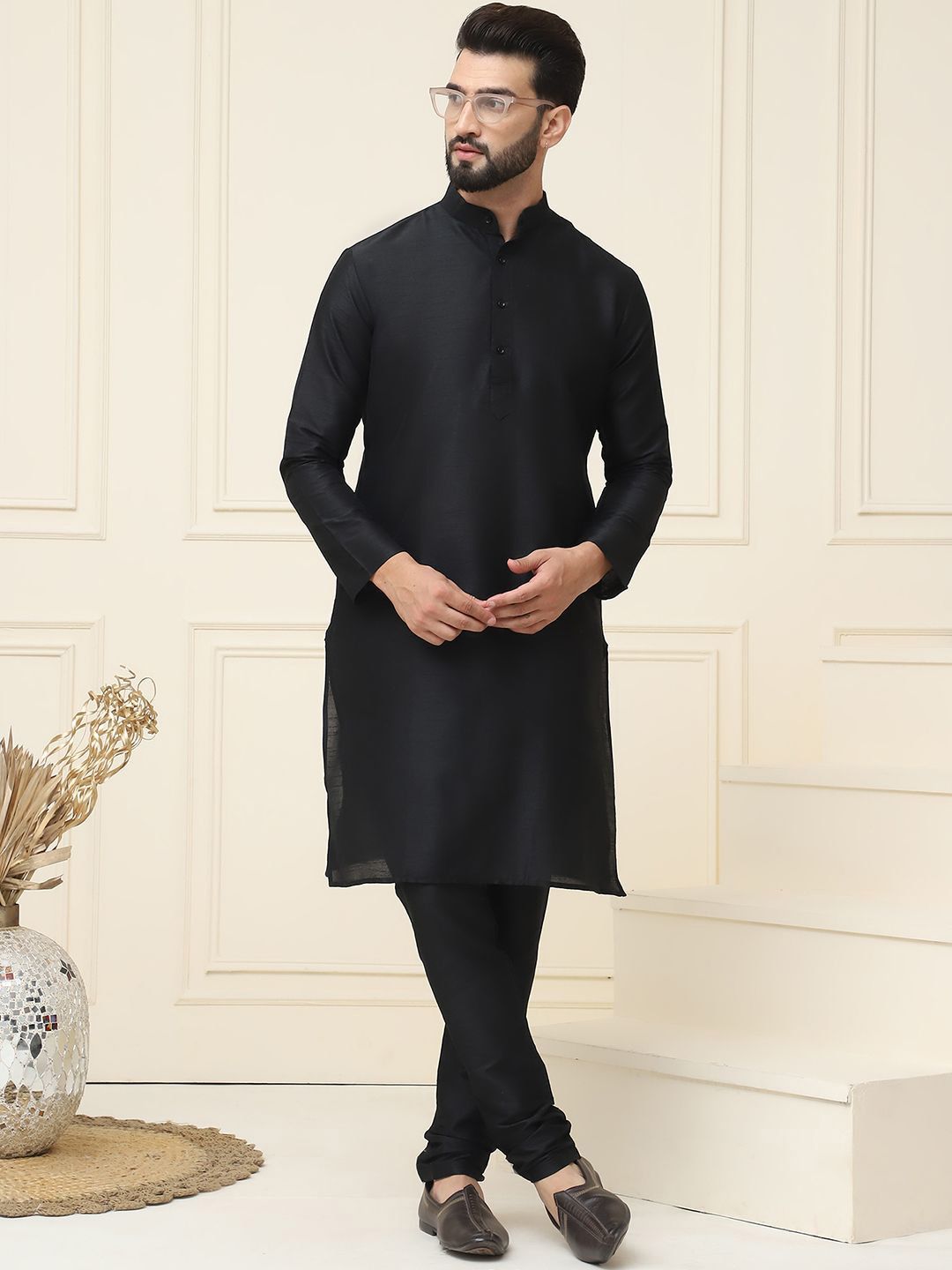 SOJANYA Mandarin Collar Silk Cotton Straight Kurta with Churidar